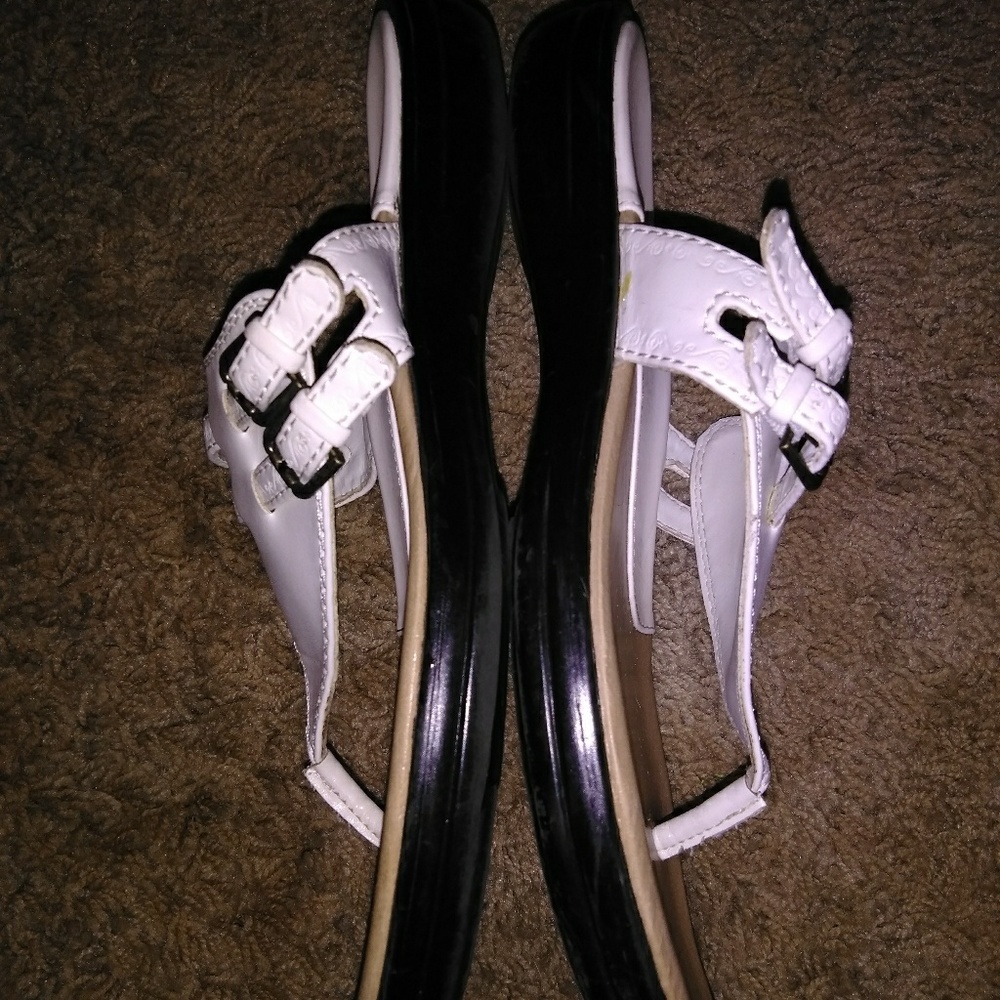 Sandals - Picture 4 of 7